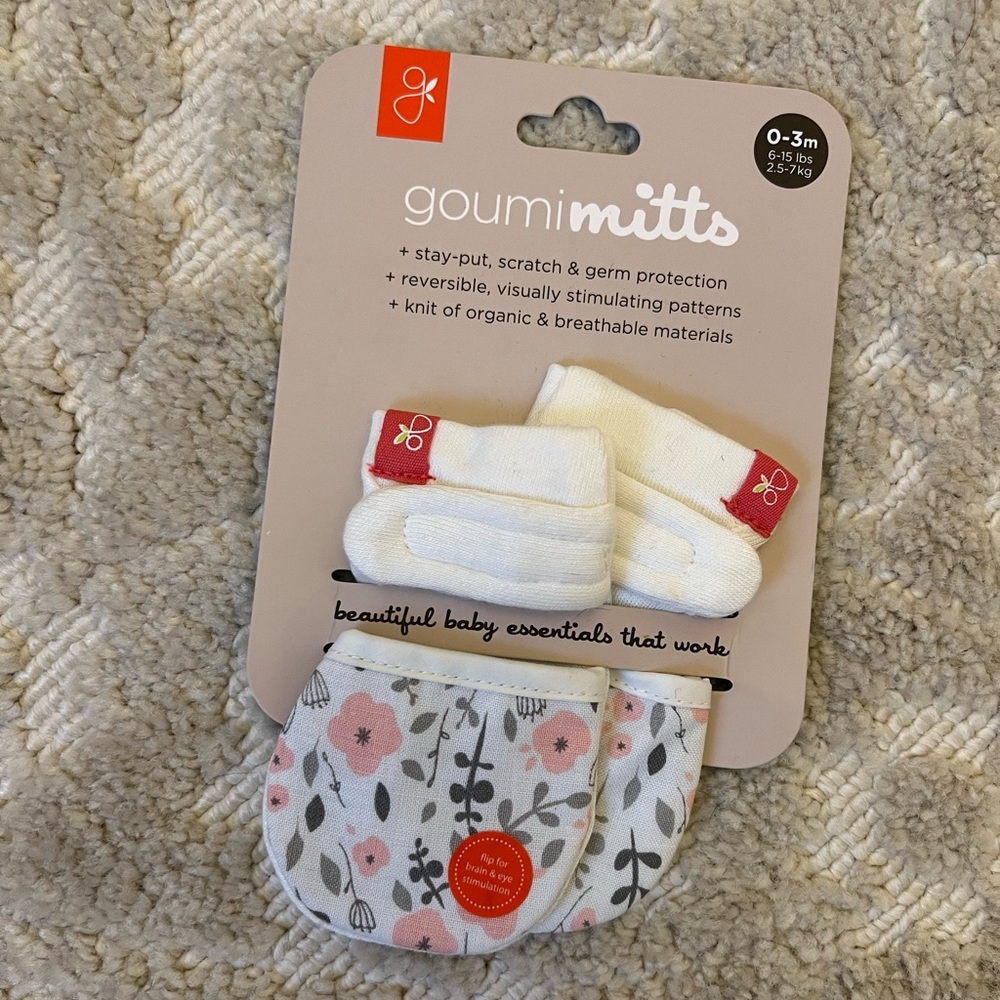 Goumi Mitts